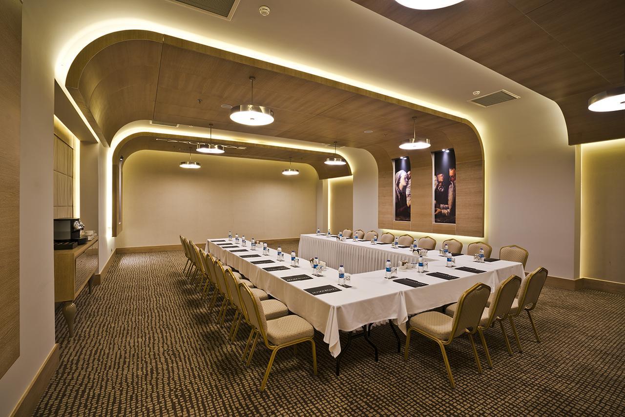 Maxx Royal Belek Golf Resort